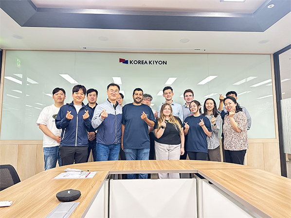 Participation in the Thunderbird Global Challenge Lab (GCL) Project